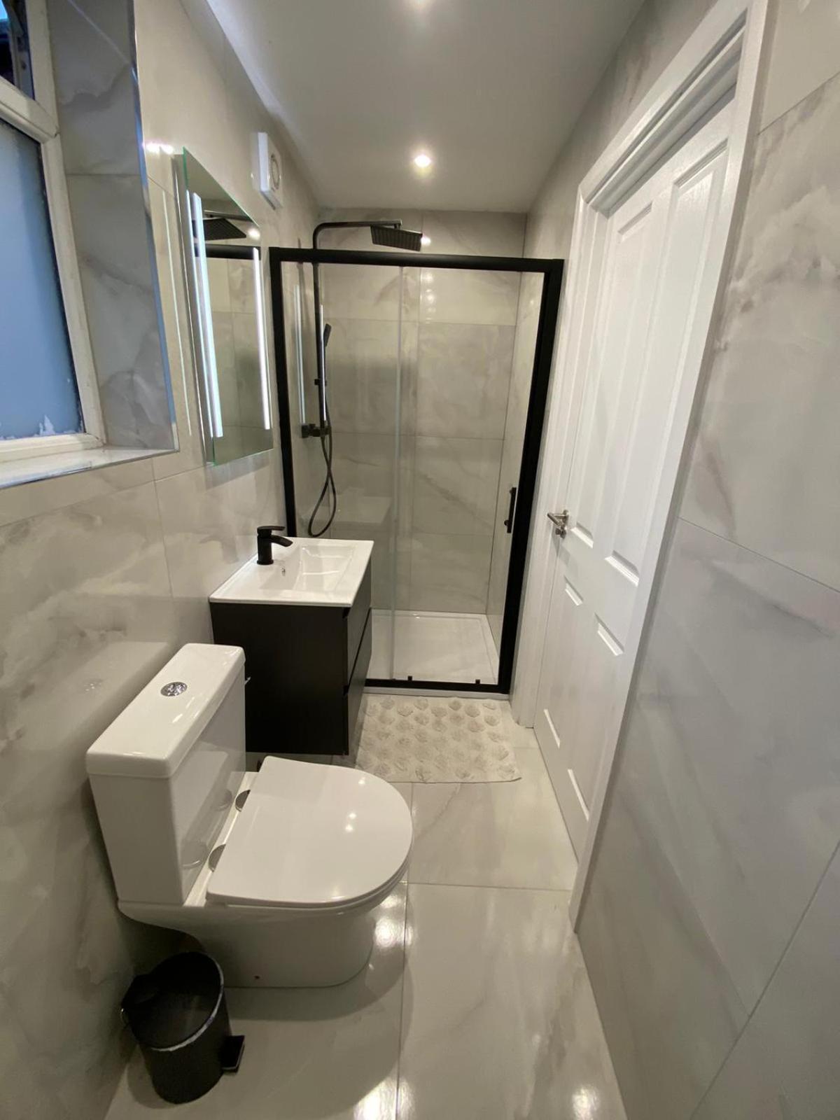 Casa de Férias Beautiful Newly Renovated House Sleeps 6 People, Only 12 Minutes By Tube To Oxford Circus